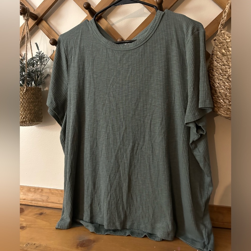 Aerie T-shirt